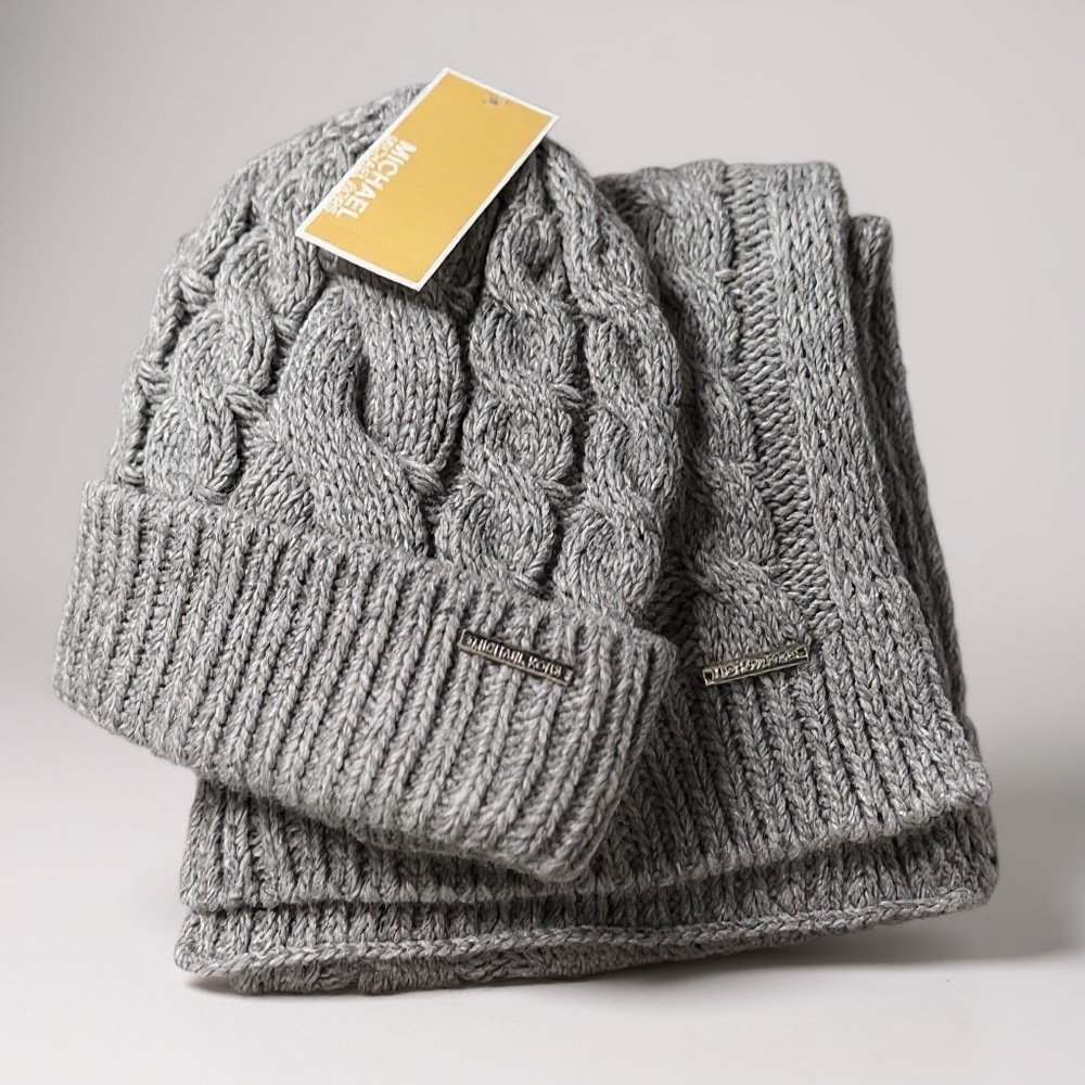 PRICE IS FIRM - Michael Kors Light Gray Knitted Beanie Scarf Gift Set